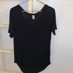 Black Tee